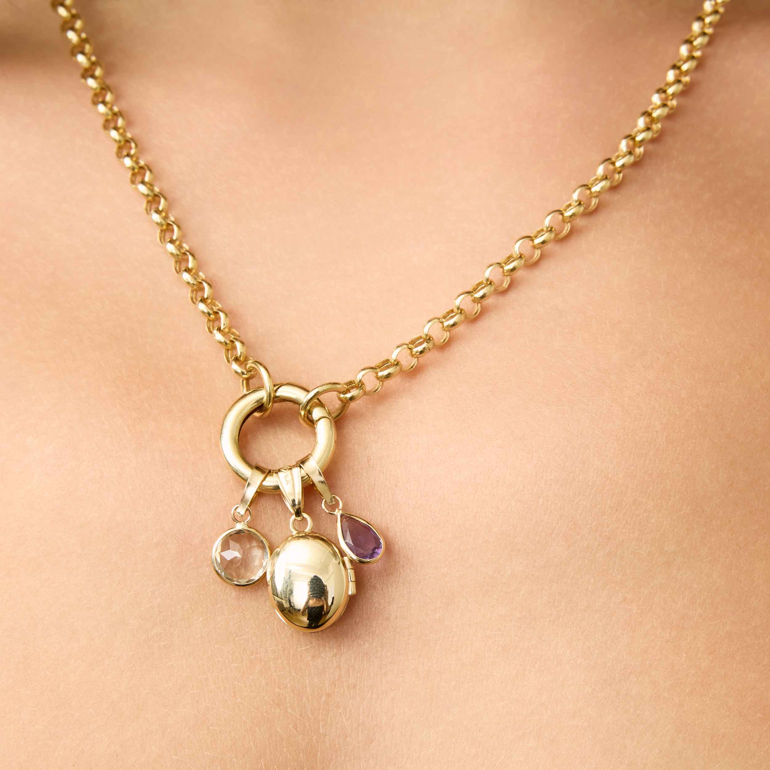 Lock It Up Oval Locket