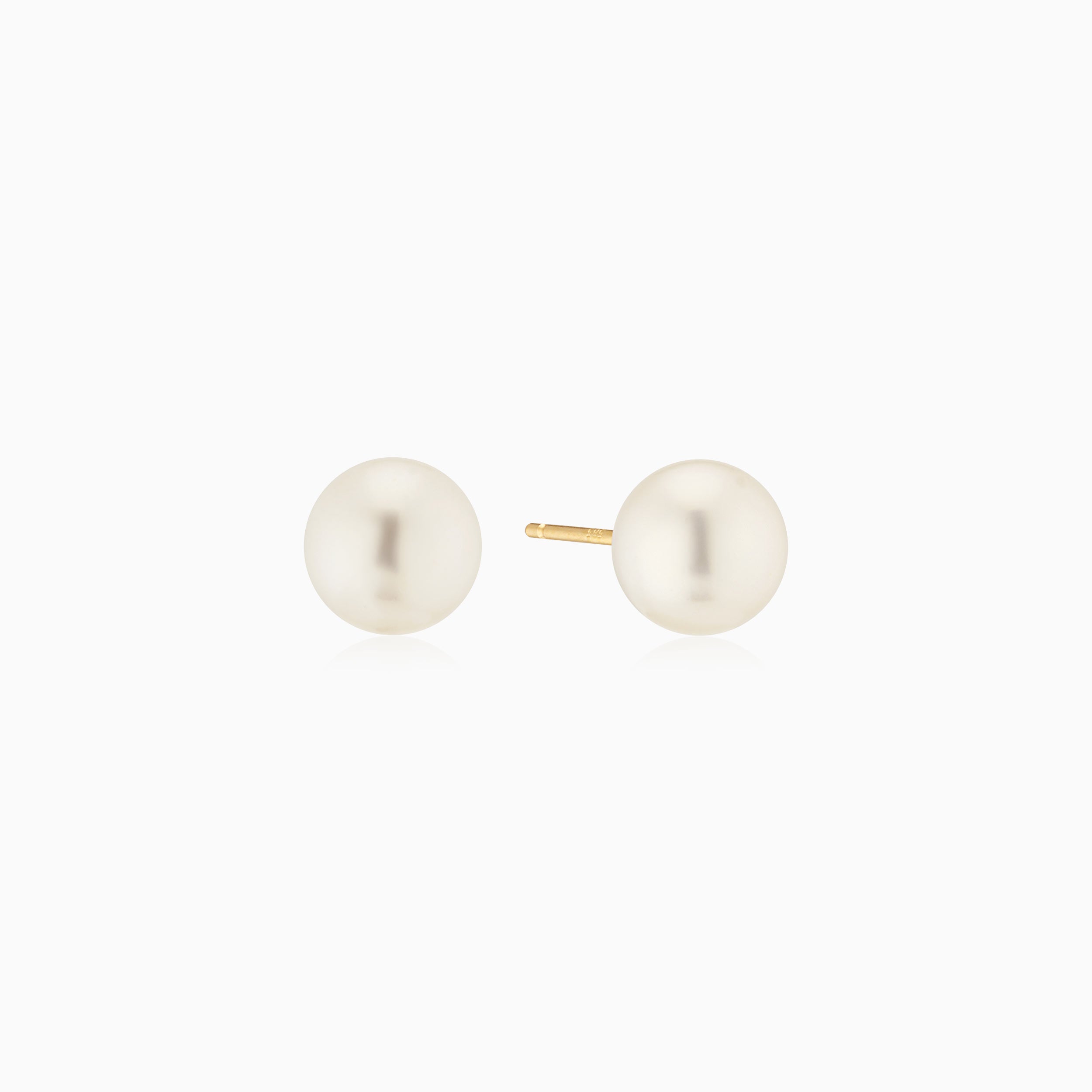 Princess Pearl Studs
