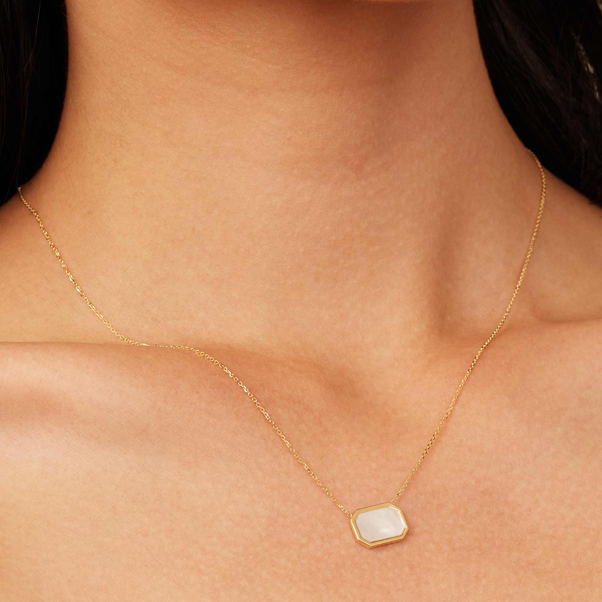 #color_Yellow Gold, Mother of Pearl