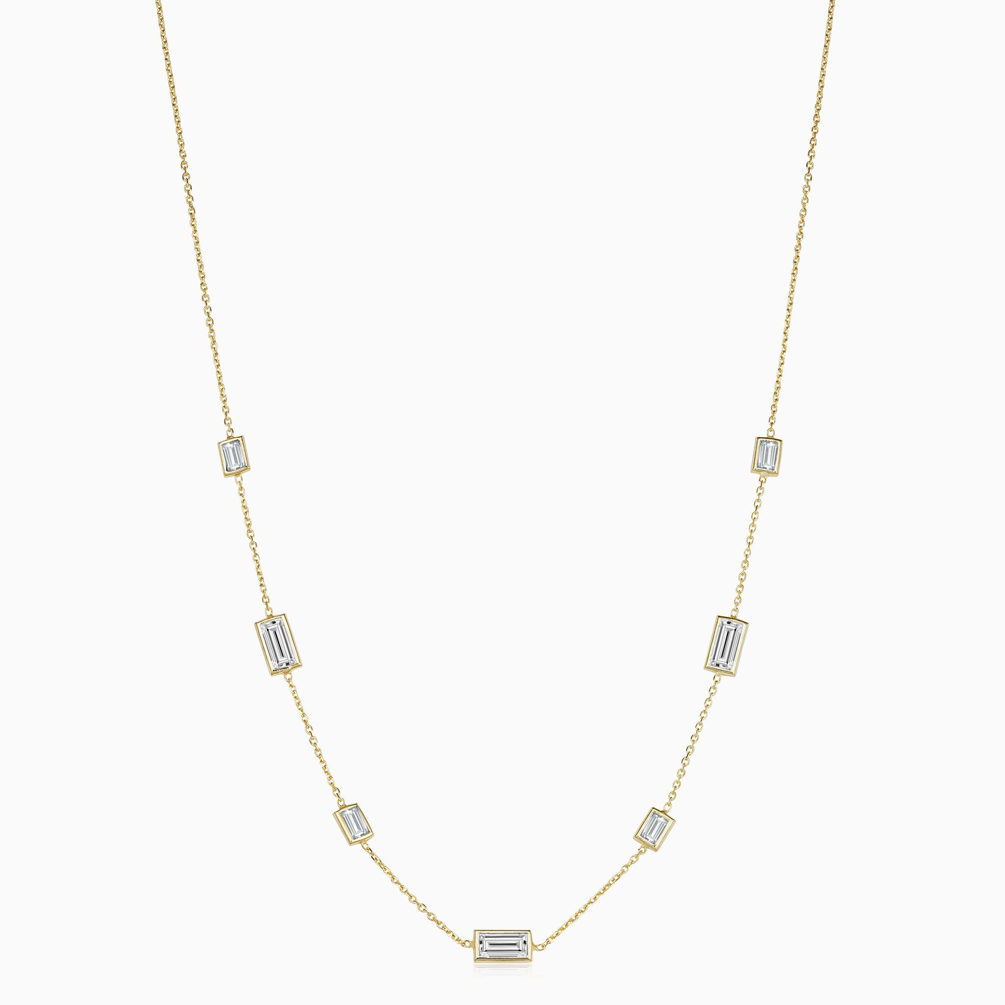 #color_Yellow Gold, White Topaz