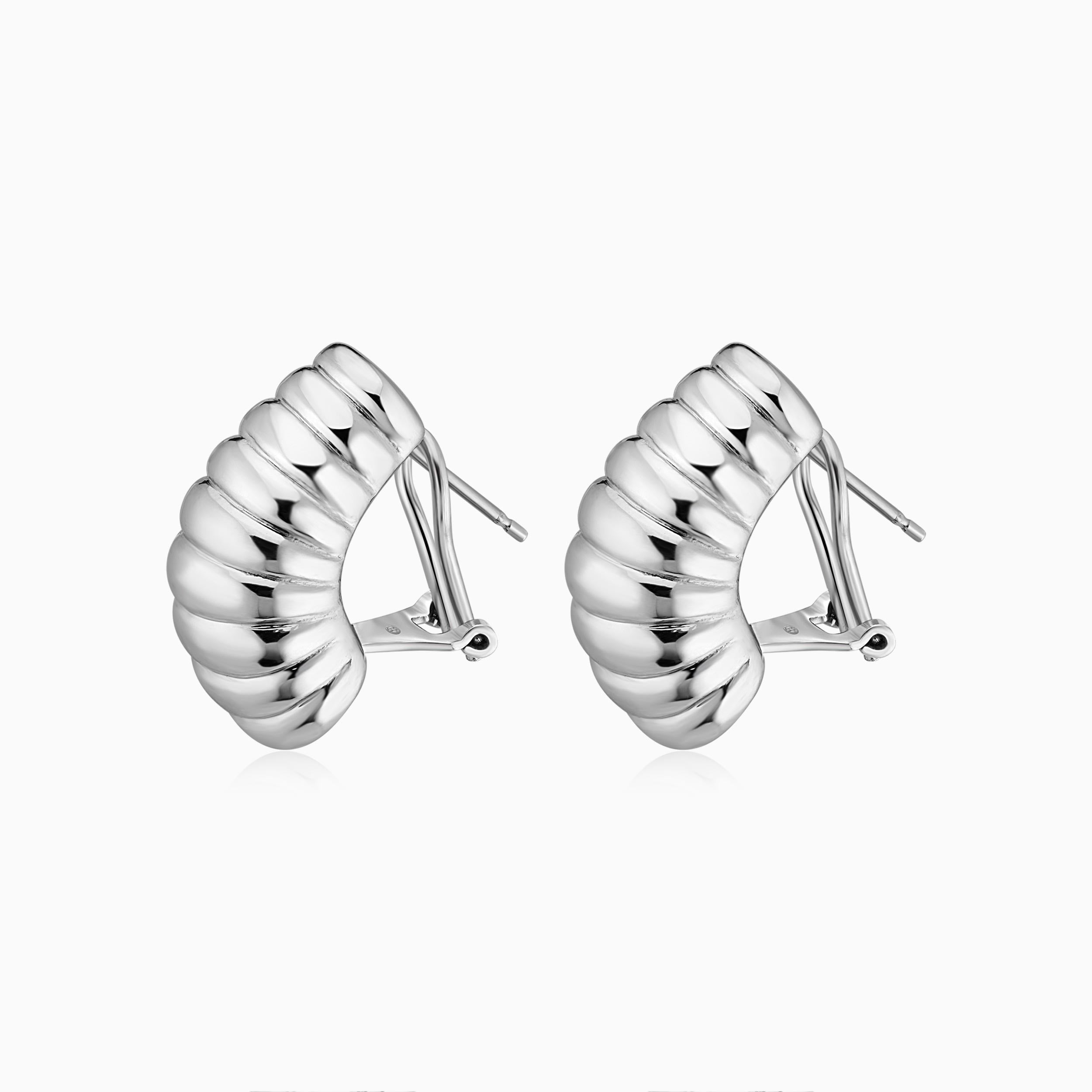 Lady Finger Drop Earrings