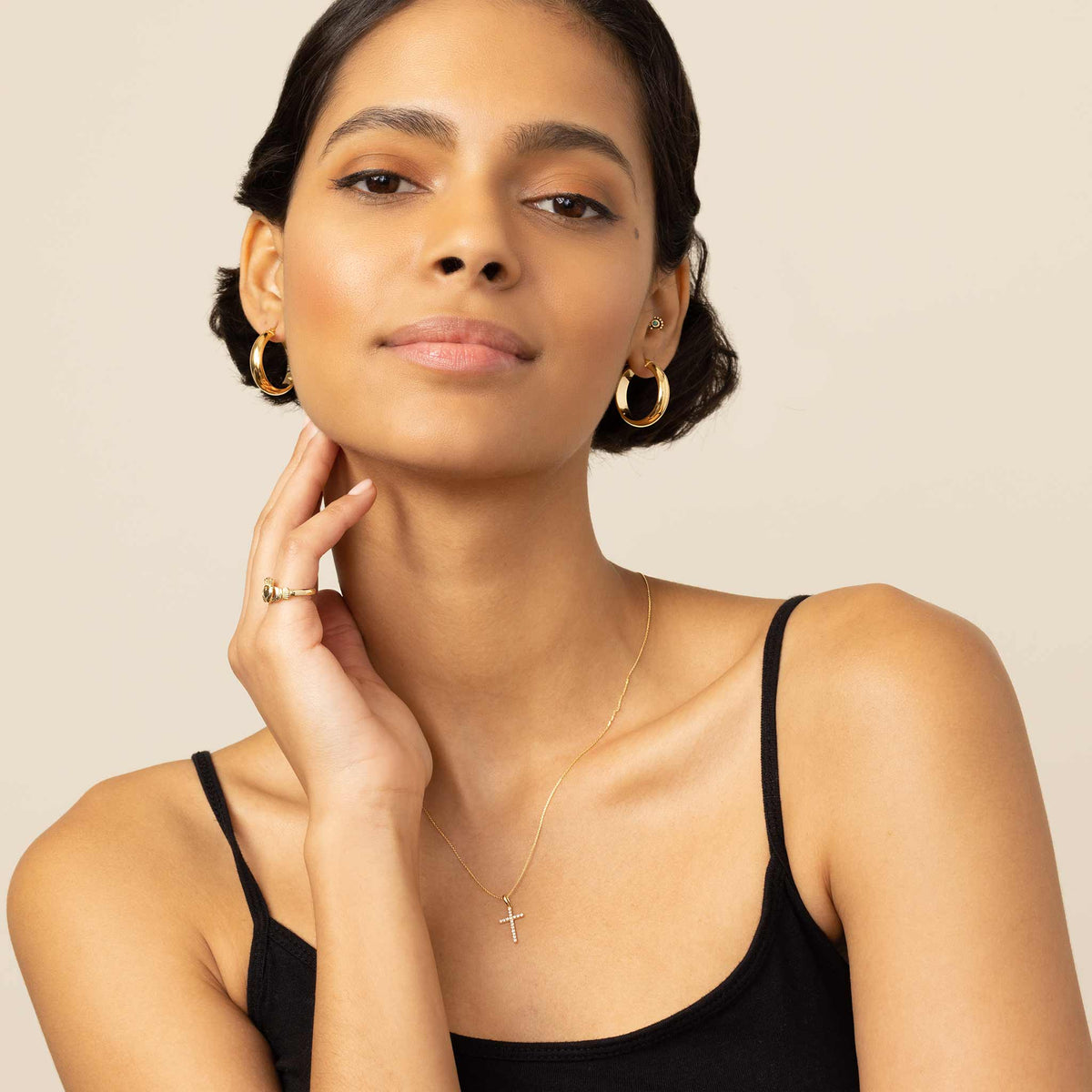 Faith Diamond Cross Pendant Necklace Oradina