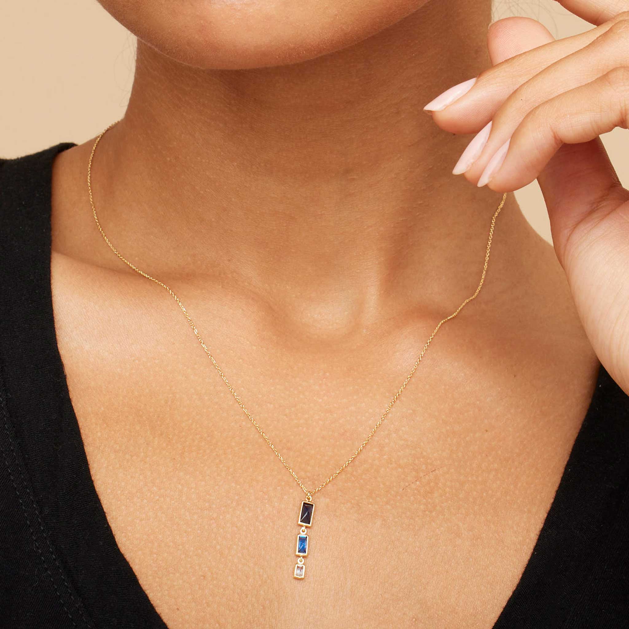 #color_Yellow Gold, Blue Multistone