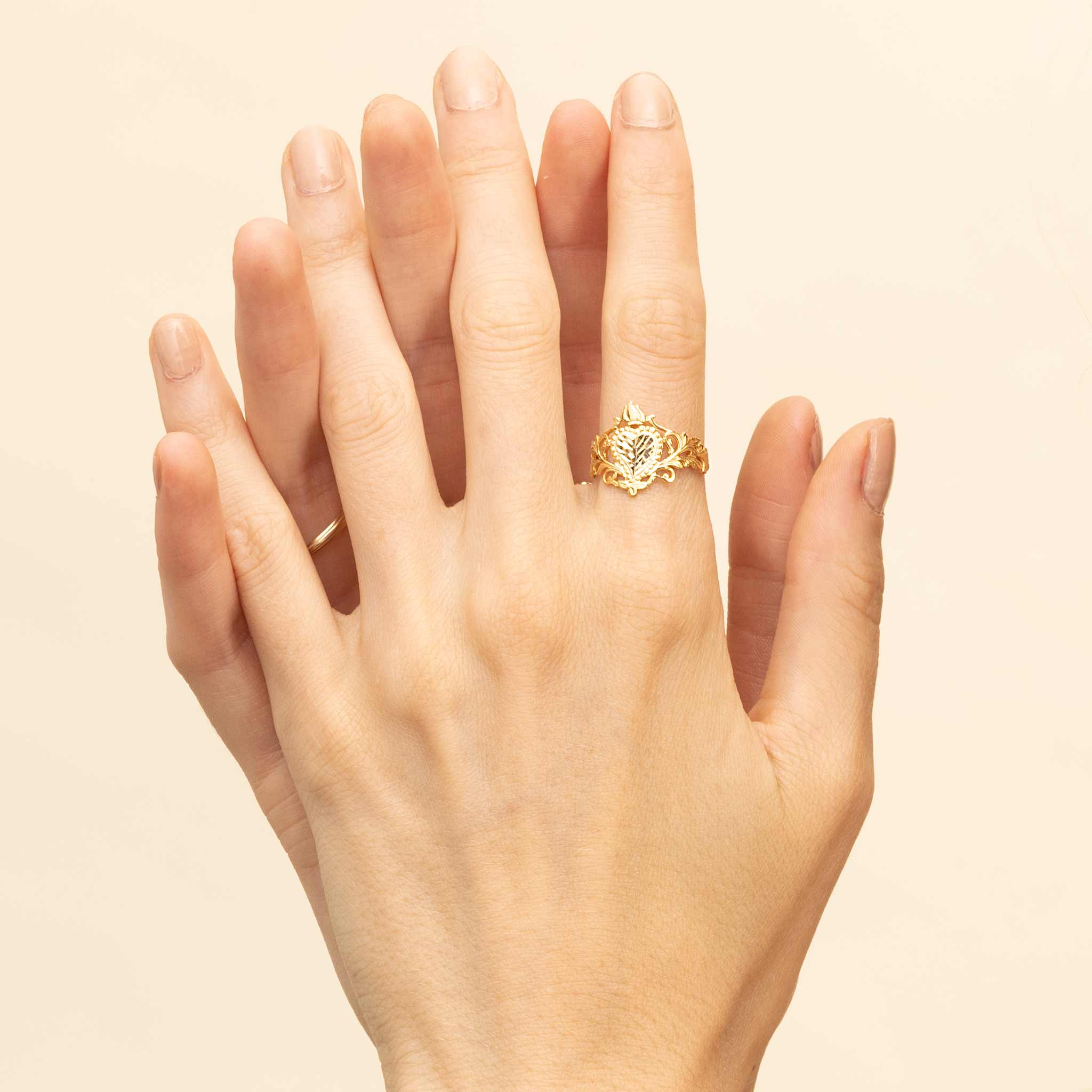 #color_Yellow Gold
