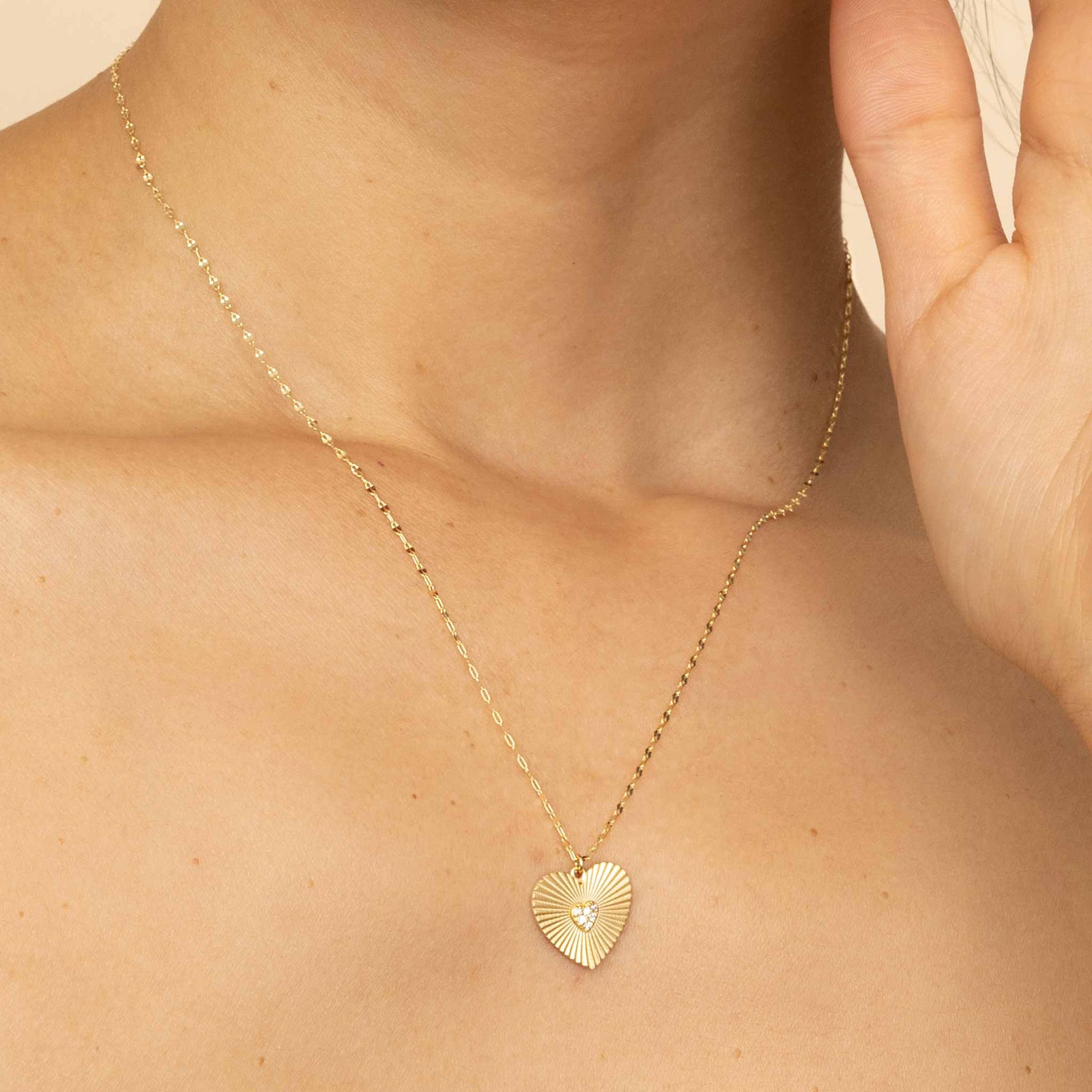 NFP17BGICL-Necklace